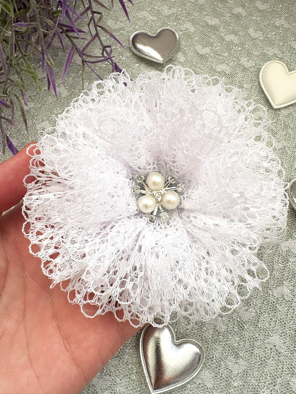 Spitzenblüte Haarschleife