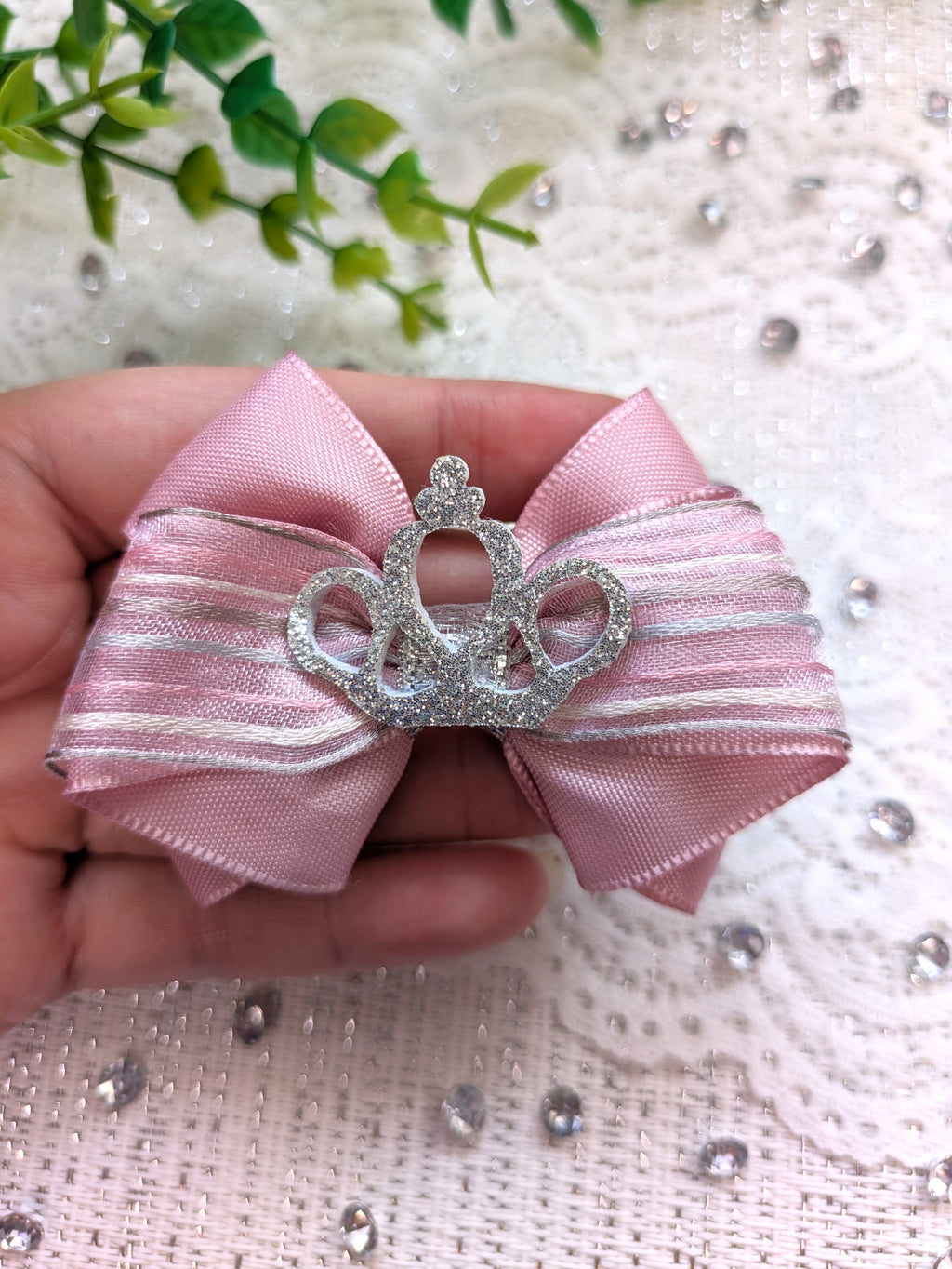 Prinzessinnenkrone Handmade – Glamouröse Haarschleife